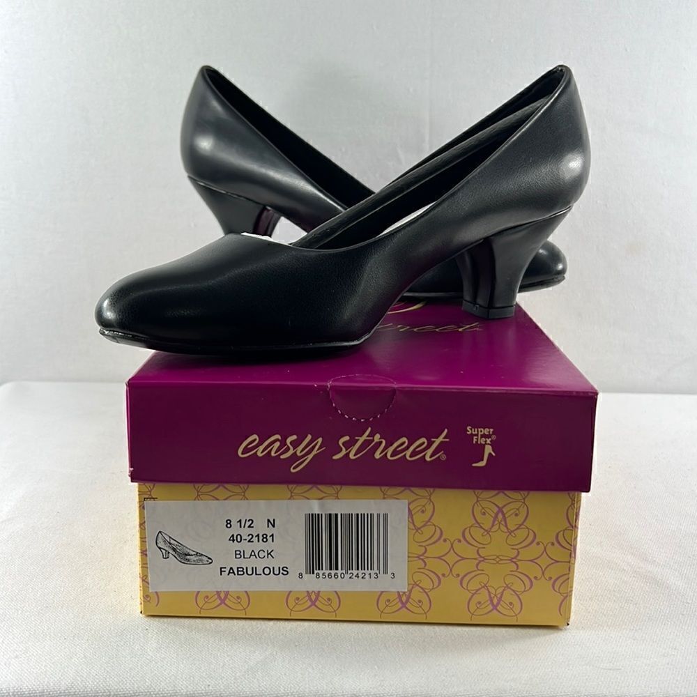 Easy Street Fabulous Pumps Black size 9.5 N